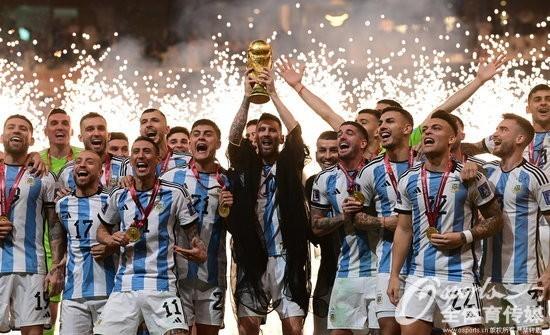 阿根廷晋级世界杯8强庆祝